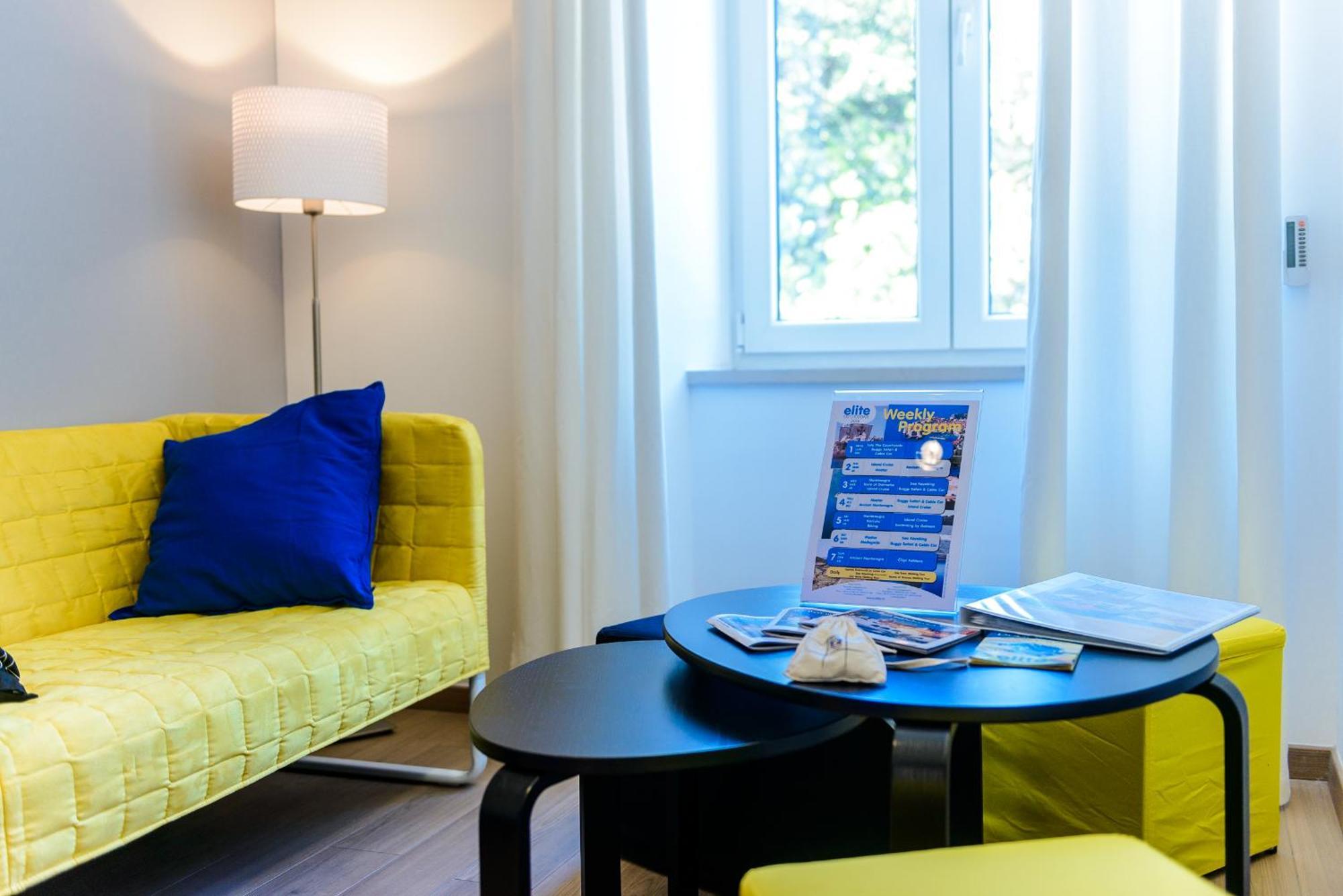Hostel Euroadria ดูบรอฟนิก ภายนอก รูปภาพ